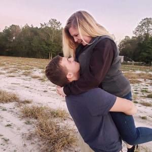 Meet your Posher, Kaitlyn